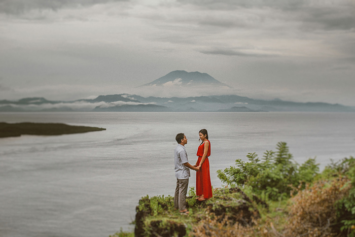 baliweddingphotography-engagementdestinations-preweddingbali-balipreweddingphotography-nusapenida-lembonganweddingphotography-pandeheryana-apelphotography_28